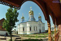 Начиная с 2000 года на работы в Тихвинском Богородицком женском монастыре выделено 80 млн. рублей. Фото Олега МАЛЬЦЕВА