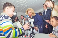 У юных мастеров выставки робототехники «олимпийские» достижения впереди. Фото Олега МАЛЬЦЕВА