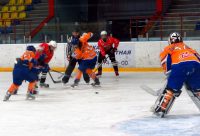 Женский хоккей в России начали развивать в 90-х годах ХХ века. Фото vk.com