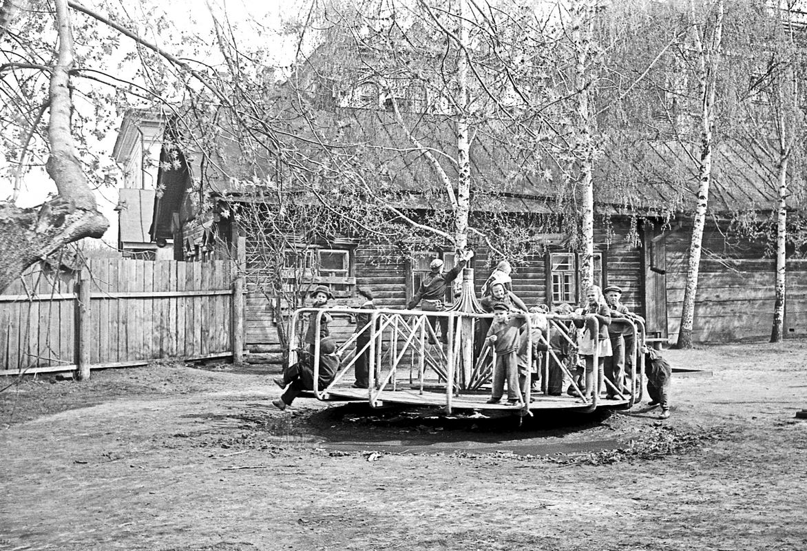 В городском детском парке. Чебоксары, середина 1950-х — Советская Чувашия