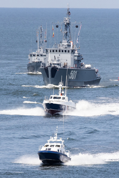 Подшефные корабли республики участвовали в параде ВМФ в Балтийске