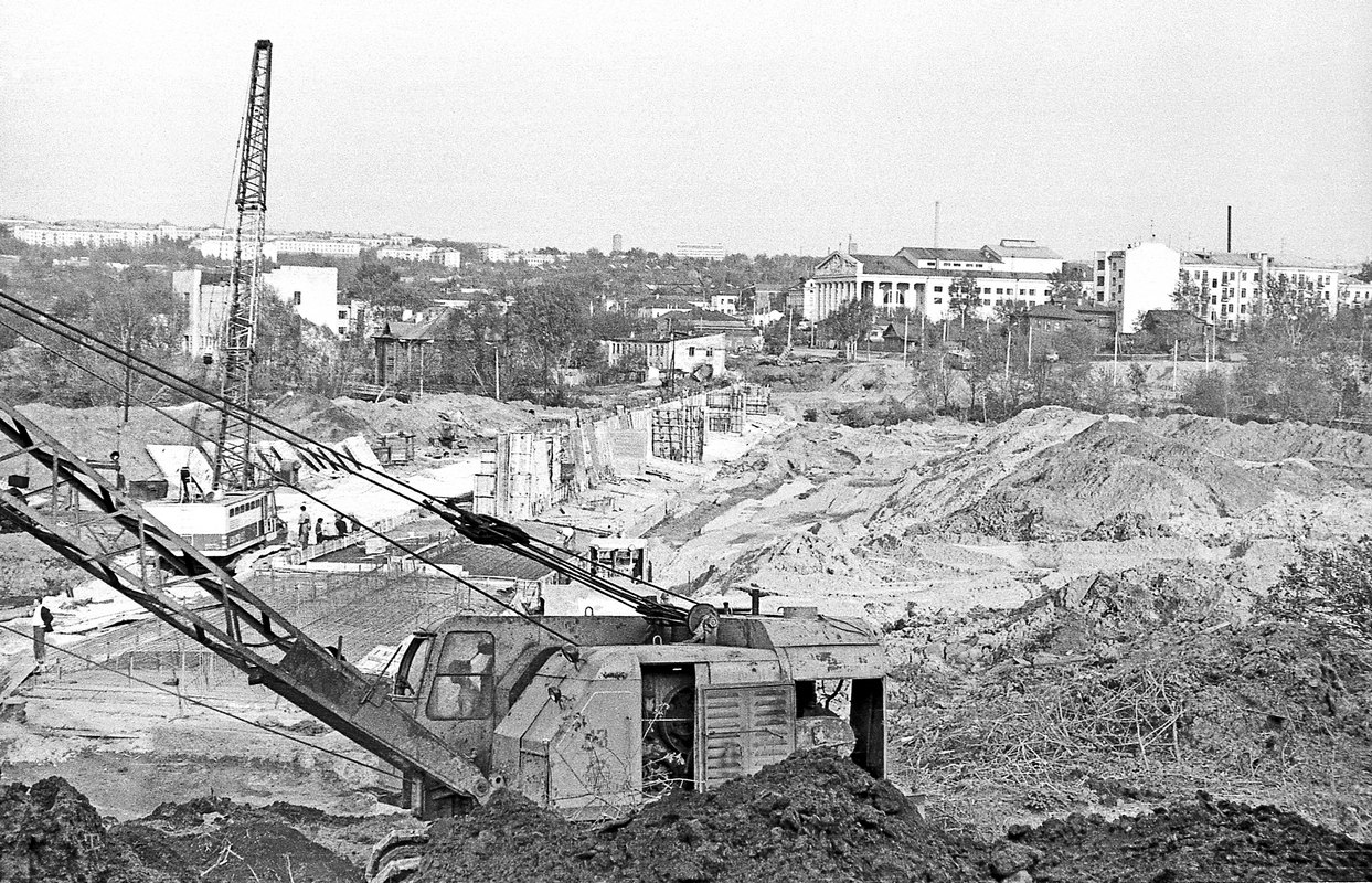 Плотина через Чебоксарку. 1979 год
