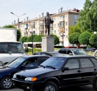 Памятник космонавту Андрияну Николаеву