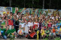 Михаил Игнатьев посетил детский лагерь "Березка". Фото www.cap.ru.